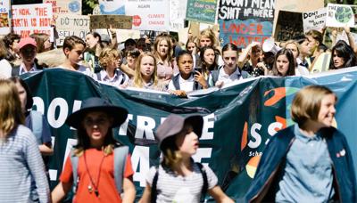 Header image: Guide title, blue background, white text, ACF logo, navigation elements.