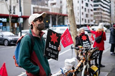 Header image: Bankblog logo, green canopy, white text, financial theme.