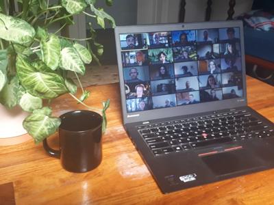 Webinar grid: multiple screens, people, online meeting, video conference.