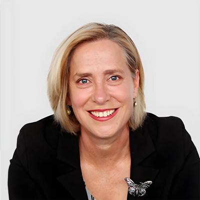 Woman, Ros Harvey, smiling, headshot, professional portrait.
