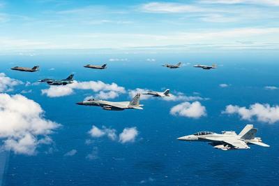Fighter jets in formation, Cope North 2022.